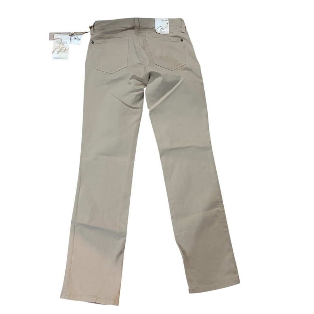 Miraclebody by Miraclesuit Straight Leg Pants Womens Size 4 Pebble Beige New Tag - Picture 2 of 4